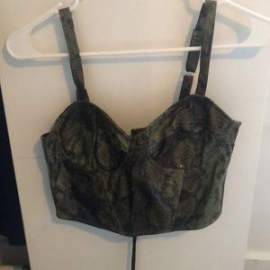 Crop Top Snake Print